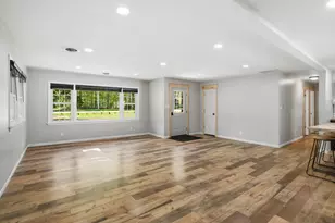 590 E Oak Hill Rd, Chesterton, IN 46304 - Photo 7