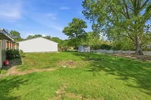 590 E Oak Hill Rd, Chesterton, IN 46304 - Photo 23