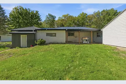 590 E Oak Hill Road, Chesterton, IN 46304 - Photo 21