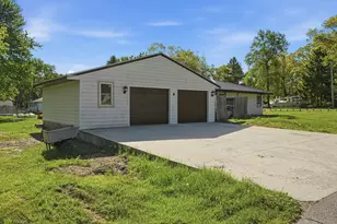 590 E Oak Hill Rd, Chesterton, IN 46304 - Photo 31