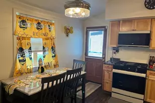 1417 Earl Rd, Michigan City, IN 46360 - Photo 9