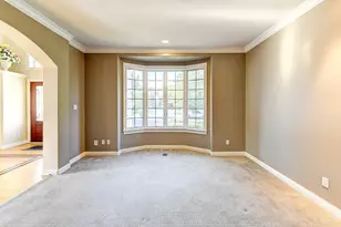 10135 Cherrywood Ln, Munster, IN 46321 - Photo 5