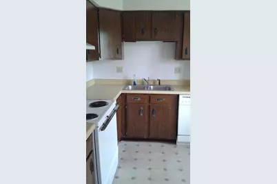 8137 Pine Island Terrace, Crown Point, IN 46307 - Photo 17