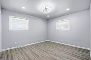4922 Ivy St, East Chicago, IN 46312 - Photo 11