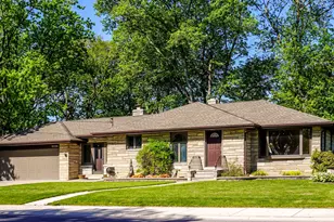 9330 Keilman St, Saint John, IN 46373 - Photo 3