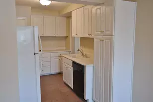 8139 Highland Pl, Munster, IN 46321 - Photo 5
