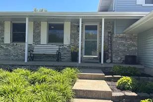 264 Springhill Dr, Valparaiso, IN 46385 - Photo 5