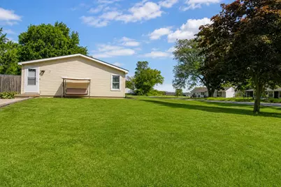 9804 N 490 E #50, Demotte, IN 46310 - Photo 17