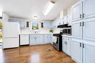 9804 N 490 E, Demotte, IN 46310 - Photo 5