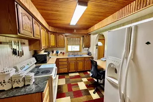 216 Berens St, Dyer, IN 46311 - Photo 9