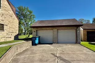 216 Berens St, Dyer, IN 46311 - Photo 21