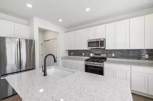 3853 Angel Oak Ln, Valparaiso, IN 46385 - Photo 7