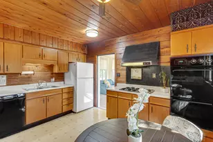 402 E Indiana Ave, Chesterton, IN 46304 - Photo 13