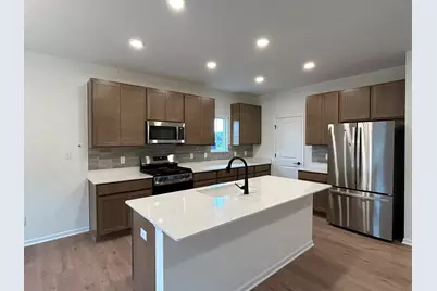 3002 Travelers Way, Valparaiso, IN 46385 - Photo 5