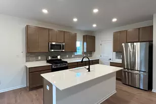 3002 Travelers Way, Valparaiso, IN 46385 - Photo 5