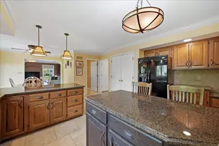10204 Devonshire Ln, Munster, IN 46321 - Photo 13