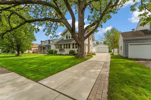 314 Hoffman Ct, Crown Point, IN 46307 - Photo 3