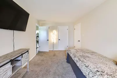 9444 Wildwood Drive, Highland, IN 46322 - Photo 19