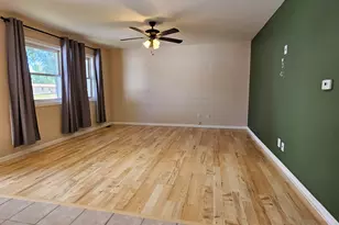 1412 215th St, Dyer, IN 46311 - Photo 5