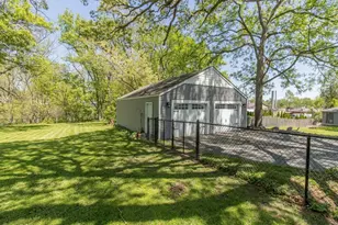 224 Washington St, Lowell, IN 46356 - Photo 3