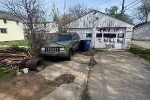 410 Hendricks St, Michigan City, IN 46360 - Photo 21