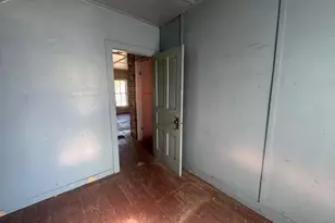 415 Cleveland Ave, Michigan City, IN 46360 - Photo 19