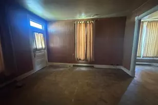 415 Cleveland Ave, Michigan City, IN 46360 - Photo 7