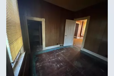 415 Cleveland Avenue, Michigan City, IN 46360 - Photo 13