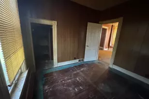 415 Cleveland Ave, Michigan City, IN 46360 - Photo 13