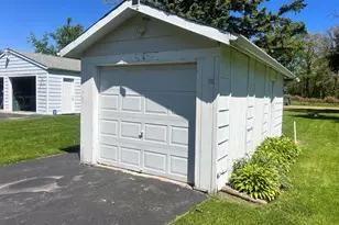654 Bond Ave, Valparaiso, IN 46385 - Photo 21