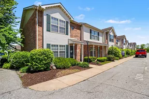 1810 Golden Oak Ct, Crown Point, IN 46307 - Photo 3