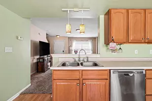 1810 Golden Oak Ct, Crown Point, IN 46307 - Photo 11