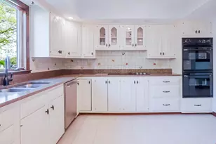 467 Amhurst Rd, Valparaiso, IN 46385 - Photo 17