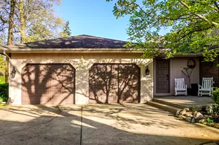 467 Amhurst Rd, Valparaiso, IN 46385 - Photo 73