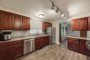 234 Lincoln Hills Dr, Valparaiso, IN 46385 - Photo 5