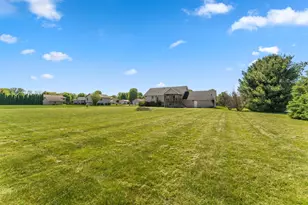 919 Plantation Rd, Valparaiso, IN 46385 - Photo 31