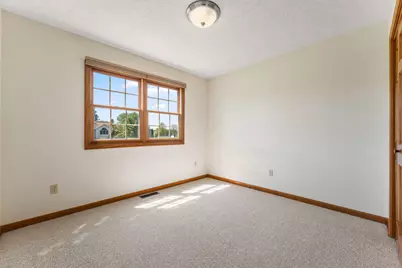 919 Plantation Road, Valparaiso, IN 46385 - Photo 13
