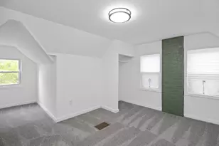 825 E 43rd Pl, Gary, IN 46409 - Photo 15