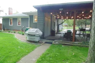 1050 Vermillion St, Gary, IN 46403 - Photo 23