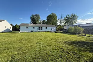 916 W Monnett St, Rensselaer, IN 47978 - Photo 35