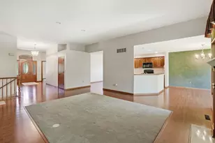850 Shannon Dr, Crown Point, IN 46307 - Photo 5