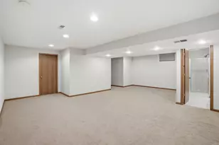 850 Shannon Dr, Crown Point, IN 46307 - Photo 21