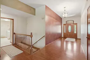850 Shannon Dr, Crown Point, IN 46307 - Photo 3