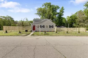 1181 Porter St, Gary, IN 46406 - Photo 3