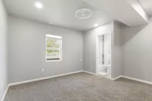 1181 Porter St, Gary, IN 46406 - Photo 21