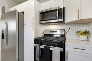 1181 Porter St, Gary, IN 46406 - Photo 15