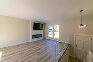 367 Chestnut St, Michigan City, IN 46360 - Photo 5