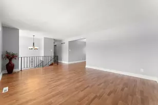 6880 W 84th Pl, Crown Point, IN 46307 - Photo 7