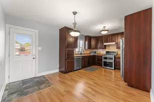 6880 W 84th Pl, Crown Point, IN 46307 - Photo 9