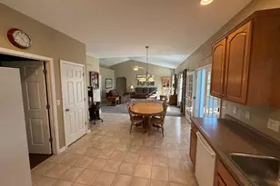 1044 Metz Ct, Hobart, IN 46342 - Photo 13
